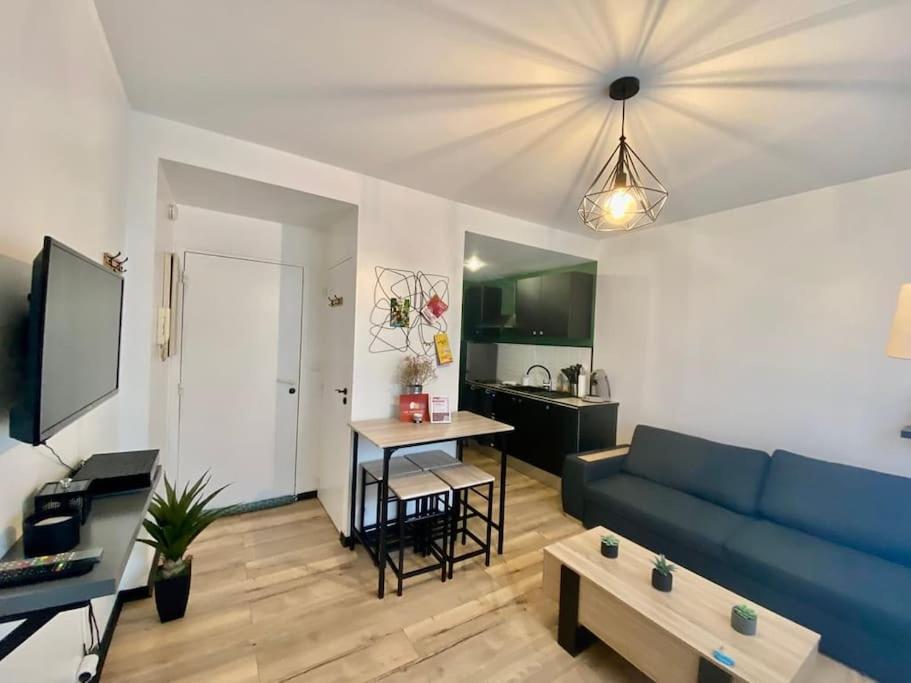 Clos Pasteur Modern For 4 People Poitiers Exterior foto